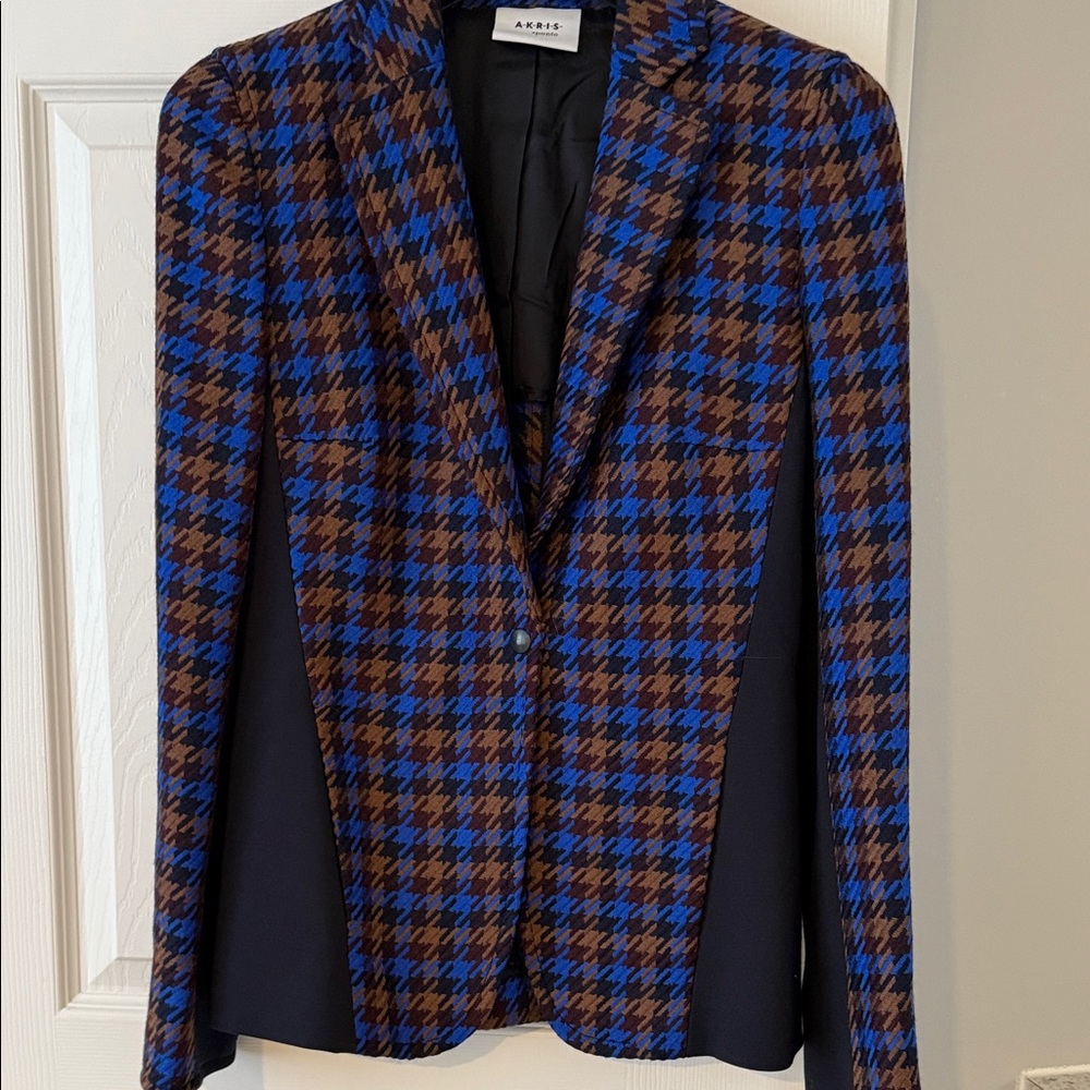 Akris Punto Blue and Brown Houndstooth Jacket